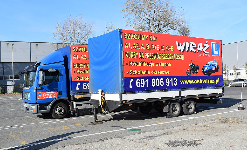 Logo Ośrodek Szkolenia Kierowców "WIRAŻ" JAN CHYŁA