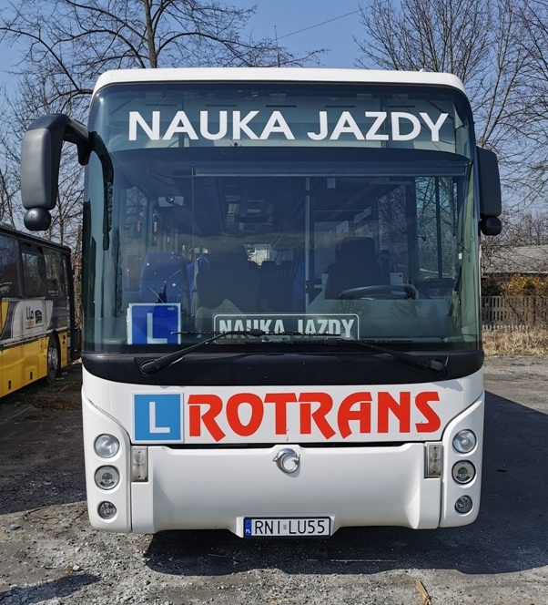 Irisbus_Ares_Rotrans_nauka_jazdy_01.jpg